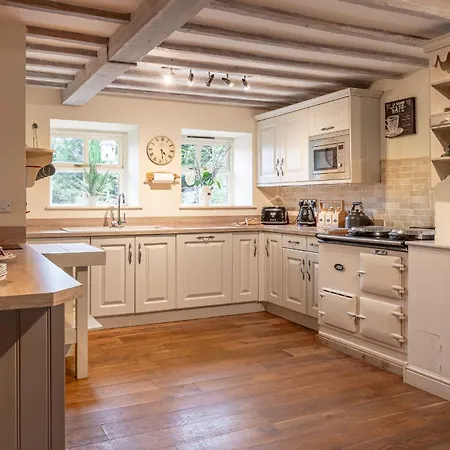 Sun Hill בית נופש לייבורן